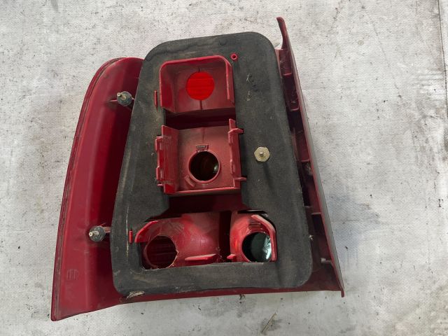 bontott VW PASSAT B5 Jobb Külső Hátsó Lámpa