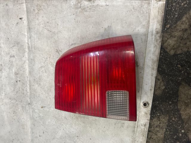 bontott VW PASSAT B5 Jobb Külső Hátsó Lámpa