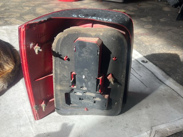 bontott VW PASSAT B5 Jobb Külső Hátsó Lámpa