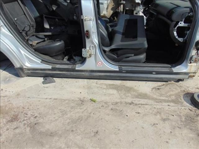 bontott VW PASSAT B5 Jobb Küszöb