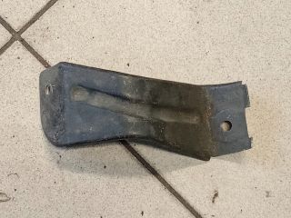 bontott VW PASSAT B5 Jobb Sárvédő Oldaltartó