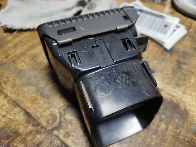 bontott VW PASSAT B5 Jobb Szellőző