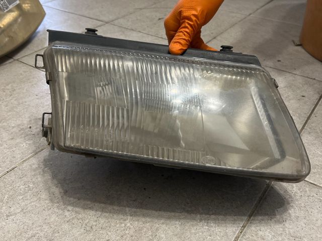 bontott VW PASSAT B5 Jobb Xenon Fényszóró