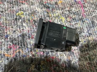 bontott VW PASSAT B5 Kézifék Kapcsoló