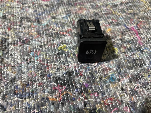 bontott VW PASSAT B5 Kézifék Kapcsoló