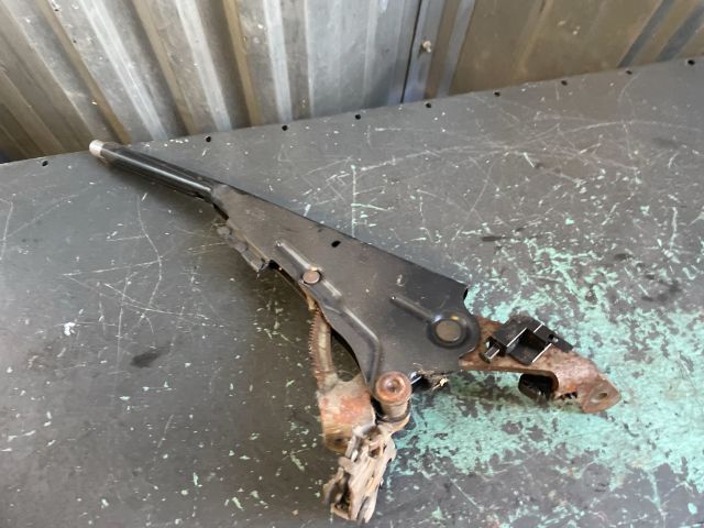 bontott VW PASSAT B5 Kézifék Kar