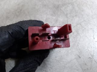 bontott VW PASSAT B5 Kipörgésgátló Kapcsoló