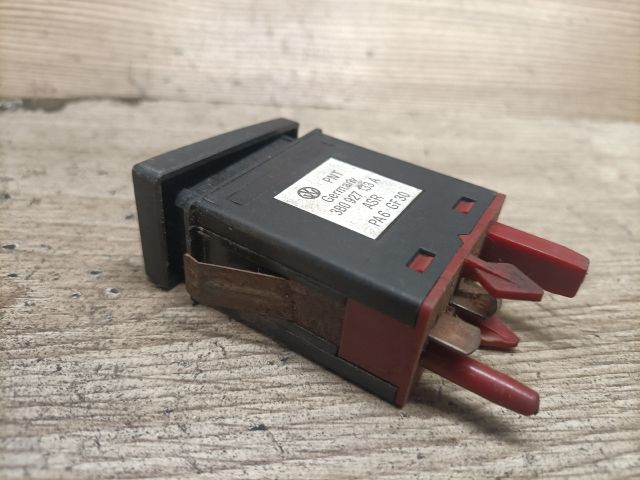 bontott VW PASSAT B5 Kipörgésgátló Kapcsoló