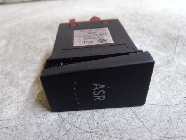 bontott VW PASSAT B5 Kipörgésgátló Kapcsoló