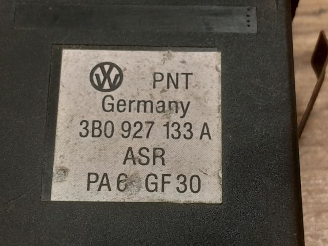 bontott VW PASSAT B5 Kipörgésgátló Kapcsoló