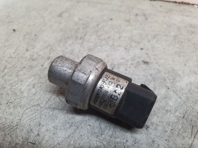 bontott VW PASSAT B5 Klíma Nyomásérzékelő Kapcsoló