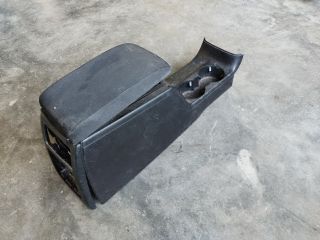 bontott VW PASSAT B5 Könyöklő