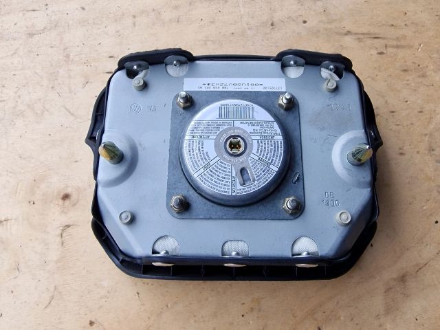 bontott VW PASSAT B5 Kormánylégzsák