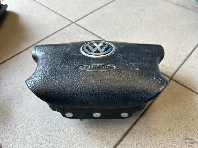 bontott VW PASSAT B5 Kormánylégzsák