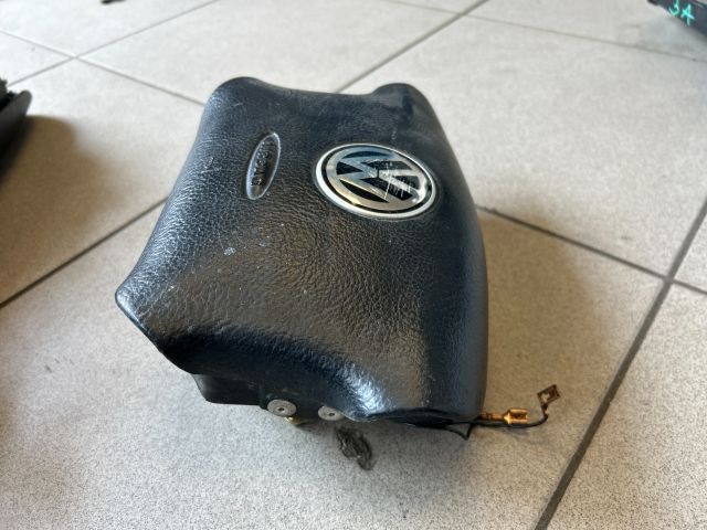 bontott VW PASSAT B5 Kormánylégzsák