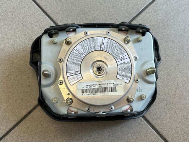 bontott VW PASSAT B5 Kormánylégzsák