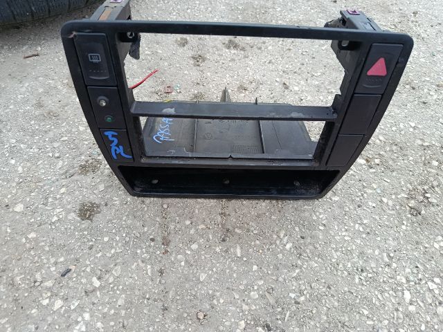 bontott VW PASSAT B5 Középkonzol Keret