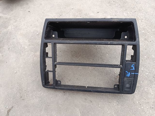 bontott VW PASSAT B5 Középkonzol Keret