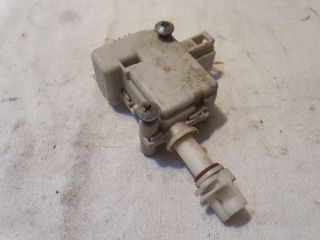 bontott VW PASSAT B5 Központizár Motor Tankajtó