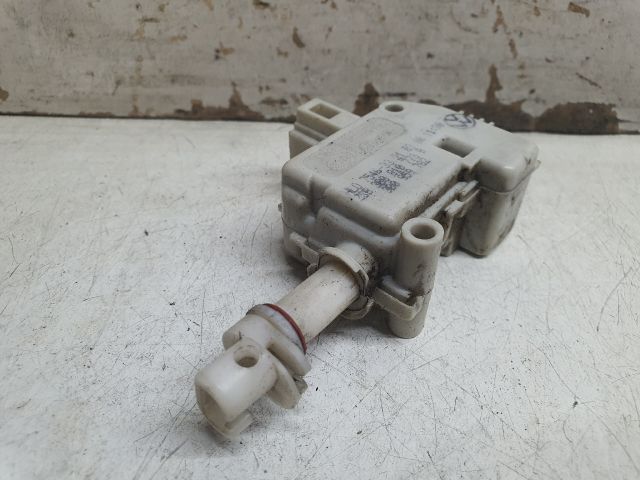 bontott VW PASSAT B5 Központizár Motor Tankajtó