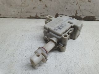 bontott VW PASSAT B5 Központizár Motor Tankajtó