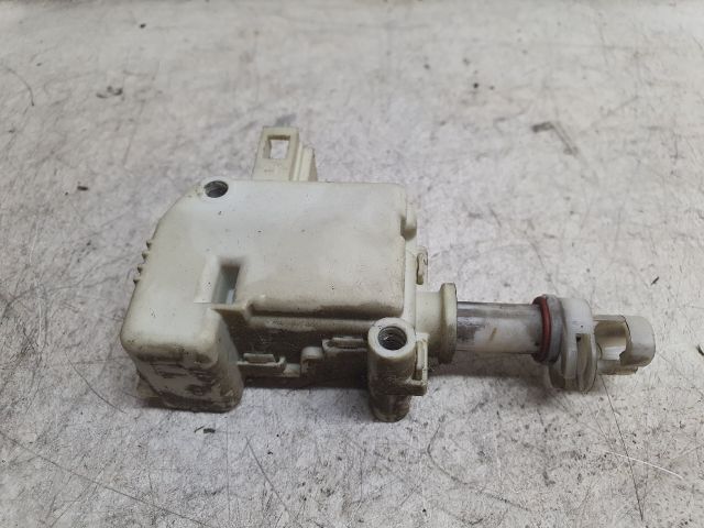 bontott VW PASSAT B5 Központizár Motor Tankajtó