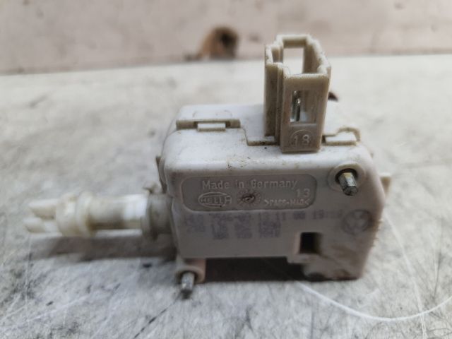 bontott VW PASSAT B5 Központizár Motor Tankajtó