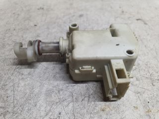 bontott VW PASSAT B5 Központizár Motor Tankajtó