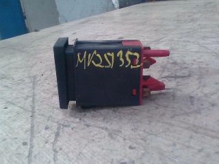 bontott VW PASSAT B5 Menetstabilizátor Kapcsoló