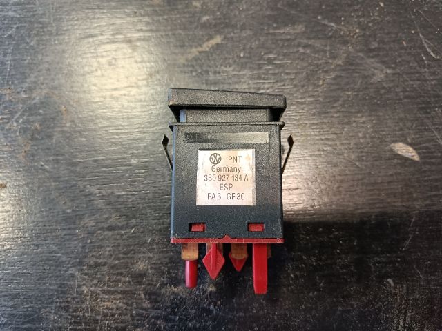 bontott VW PASSAT B5 Menetstabilizátor Kapcsoló