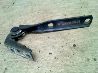 bontott VW PASSAT B5 Motorháztető Bal Zsanér