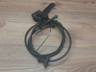 bontott VW PASSAT B5 Motorháztető Nyitó Kar / Gomb