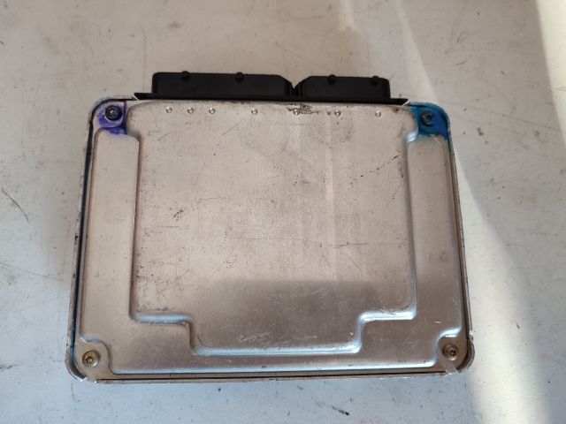 bontott VW PASSAT B5 Motorvezérlő