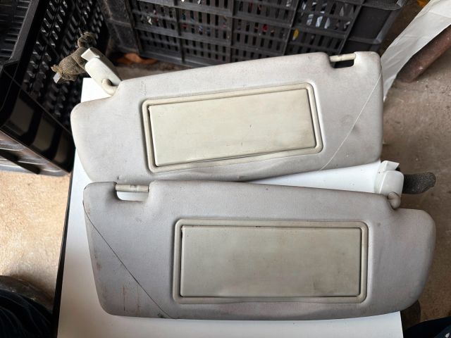 bontott VW PASSAT B5 Napellenző Pár