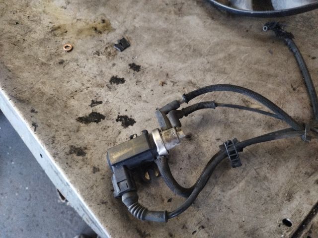 bontott VW PASSAT B5 Nyomásszabályzó Szelep