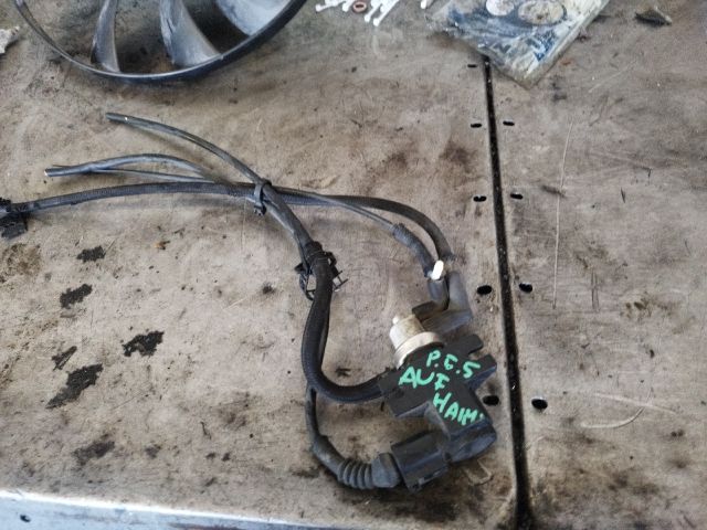 bontott VW PASSAT B5 Nyomásszabályzó Szelep