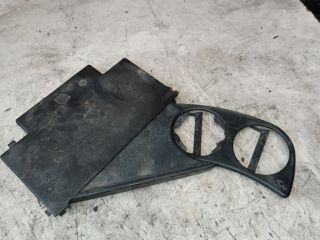 bontott VW PASSAT B5 Pohártartó