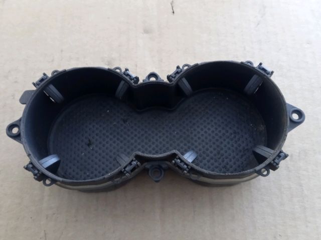 bontott VW PASSAT B5 Pohártartó