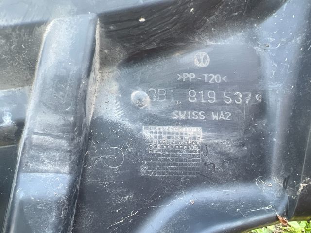 bontott VW PASSAT B5 Pollenszűrő Fedél