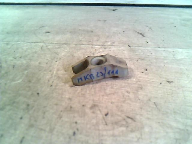 bontott VW PASSAT B5 Porlasztó Lefogató