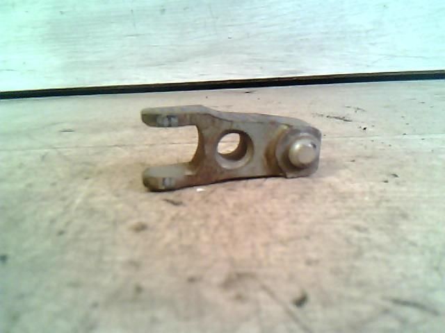 bontott VW PASSAT B5 Porlasztó Lefogató