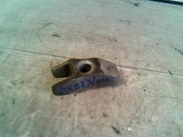 bontott VW PASSAT B5 Porlasztó Lefogató