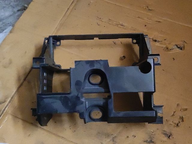 bontott VW PASSAT B5 Rádió / CD Keret