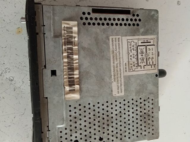 bontott VW PASSAT B5 Rádió / CD