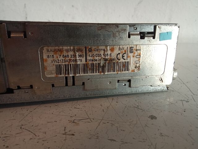 bontott VW PASSAT B5 Rádió / CD