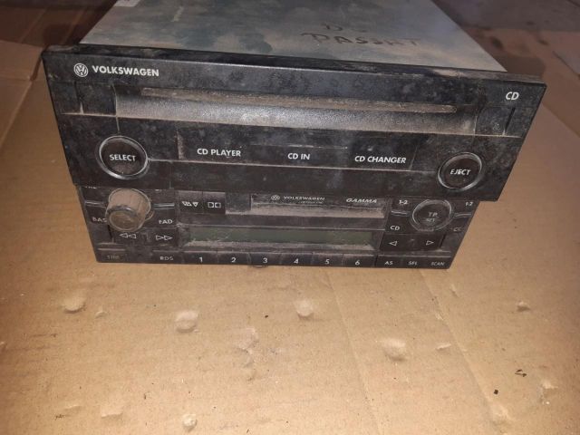 bontott VW PASSAT B5 Rádió / CD