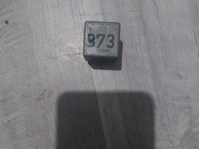 bontott VW PASSAT B5 Relé