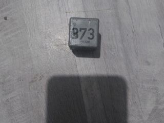 bontott VW PASSAT B5 Relé