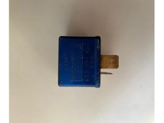 bontott VW PASSAT B5 Relé