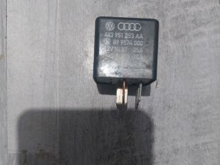 bontott VW PASSAT B5 Relé